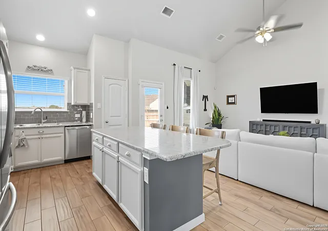 4th image of 2979 Gypsum, New Braunfels, TX 78130 | MLS# 1907849