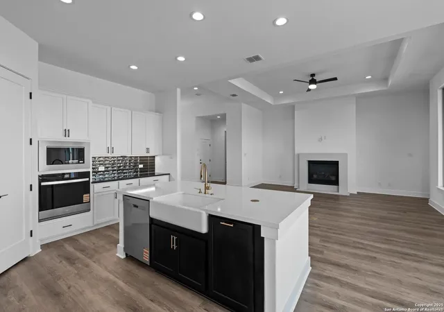 3rd image of 201 Lac Leman, New Braunfels, TX 78130 | MLS# 1907889
