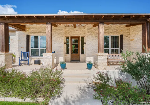 Photo 3 of Sale Pending at 2337 Comal Springs, Canyon Lake, TX 78133 | MLS# 1907913 | Listing updated on 2025-12-15