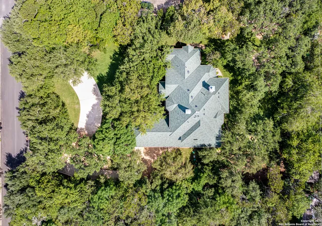 32nd image of 132 Long Bow Rd, Shavano Park, TX 78231 | MLS# 1907927