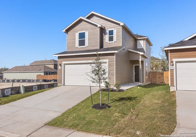 Photo 1 of Sale Pending at 4527 Otra Dr, San Antonio, TX 78222 | MLS# 1907980 | Listing updated on 2026-01-23