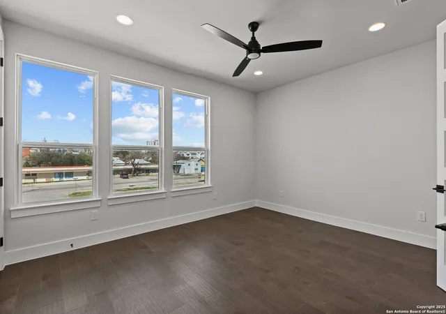 5th image of 158 Playmoor St, San Antonio, TX 78210 | MLS# 1908033