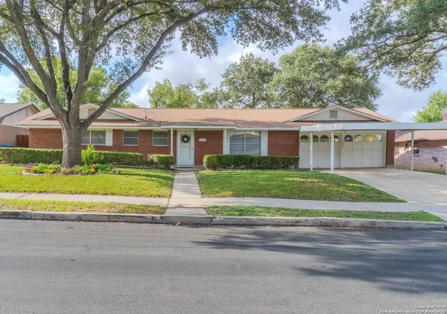 Photo 2 of Single family home for sale at 210 Downshire, San Antonio, TX 78216 | MLS# 1908110 | Listing updated on 2026-08-01