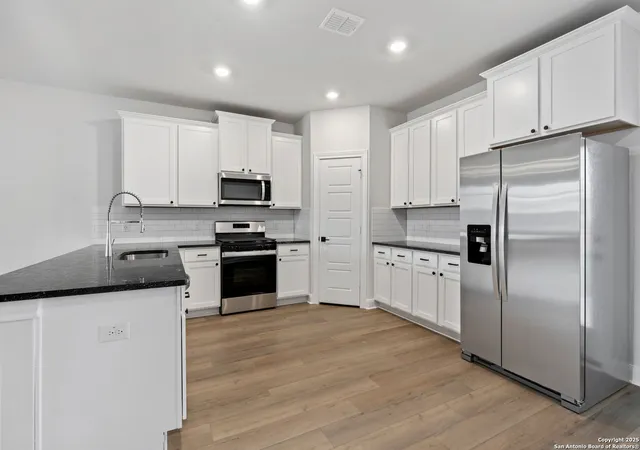 5th image of 9520 Nubuck Branch, Converse, TX 78109 | MLS# 1908124
