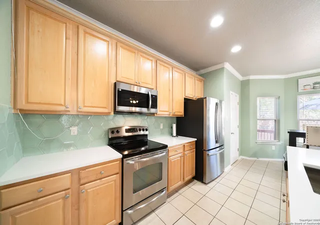 Photo 4 of Single family home for sale at 13137 Brook Arbor, San Antonio, TX 78232 | MLS# 1908170 | Listing updated on 2025-09-27