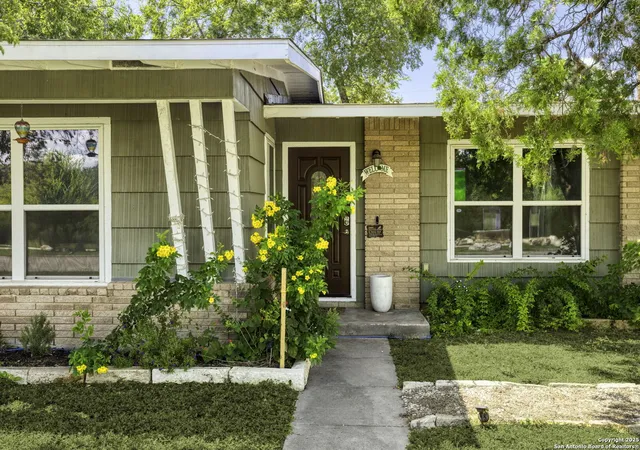 Homes for sale in San Antonio, TX | 107 Grantham, San Antonio, TX 78218 | MLS# 1908175
