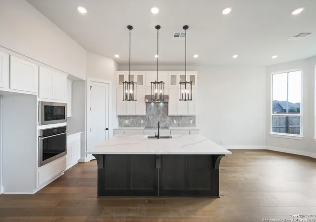 Photo 2 of Sale Pending at 152 Post Oak, Castroville, TX 78009 | MLS# 1908183 | Listing updated on 2026-01-11
