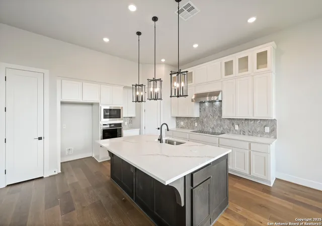 Photo 3 of Sale Pending at 152 Post Oak, Castroville, TX 78009 | MLS# 1908183 | Listing updated on 2026-01-11