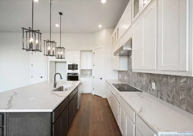 Photo 4 of Sale Pending at 152 Post Oak, Castroville, TX 78009 | MLS# 1908183 | Listing updated on 2026-01-11