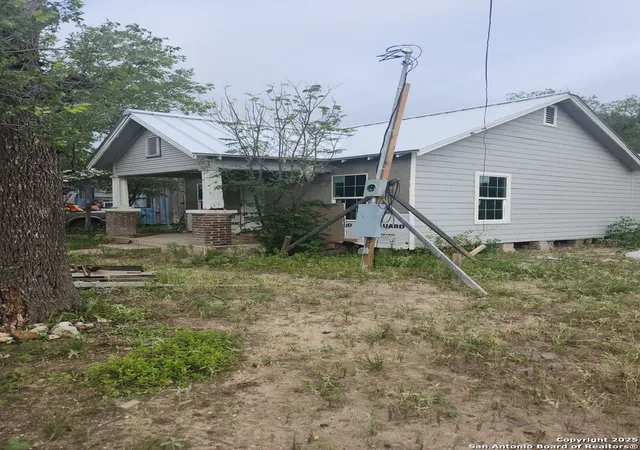 Photo 1 of Single family home for sale at 218 E Mill, Uvalde, TX 78801 | MLS# 1908210 | Listing updated on 2025-09-27