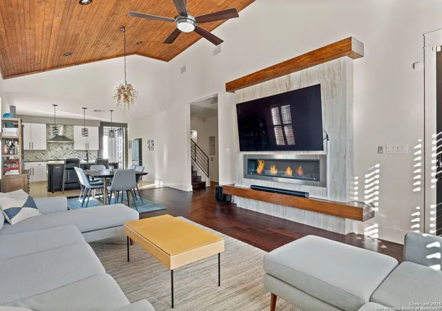 2nd image of 437 Devine Street, San Antonio, TX 78210 | MLS# 1908215