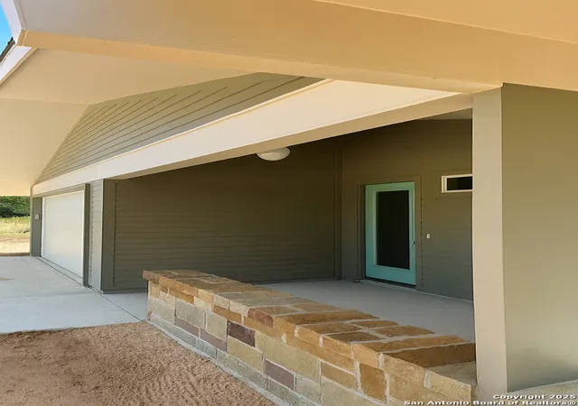Photo 2 of Single family home for sale at 42 Wide Canyon, Wimberley, TX 78676 | MLS# 1908247 | Listing updated on 2025-11-02