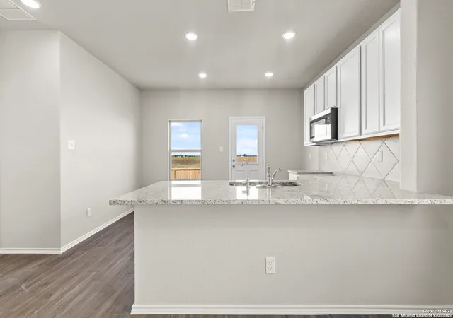 Photo 3 of Sale Pending at 2087 Olivia Dr, New Braunfels, TX 78130 | MLS# 1908317 | Listing updated on 2025-10-14