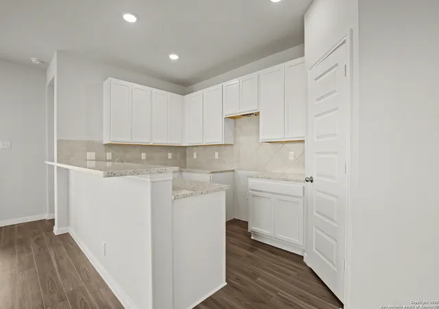 Photo 3 of Sale Pending at 2079 Olivia Dr, New Braunfels, TX 78130 | MLS# 1908333 | Listing updated on 2025-09-30