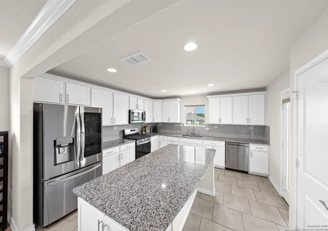 Photo 3 of Sale Pending at 13131 Sulphur Trails, San Antonio, TX 78253 | MLS# 1908345 | Listing updated on 2025-10-14