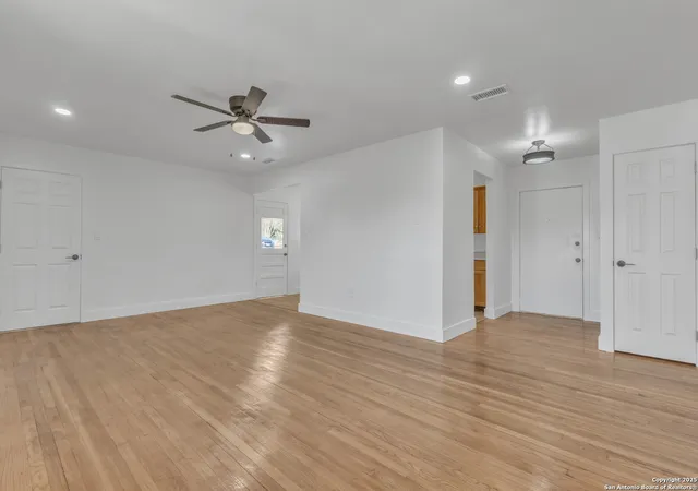 Photo 3 of Sale Pending at 515 Bensdale, Pleasanton, TX 78064 | MLS# 1908381 | Listing updated on 2025-12-15