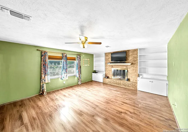 Photo 3 of Single family home for sale at 110 Forest Hill, Kerrville, TX 78028 | MLS# 1908397 | Listing updated on 2025-10-10