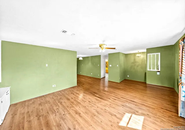 Photo 4 of Single family home for sale at 110 Forest Hill, Kerrville, TX 78028 | MLS# 1908397 | Listing updated on 2025-10-10