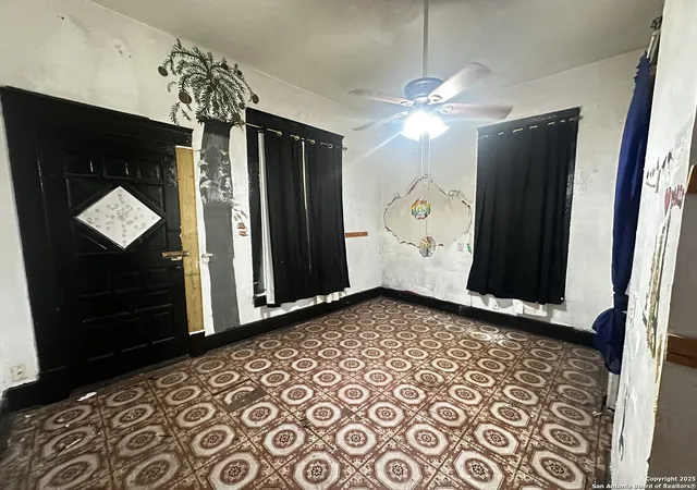 Photo 4 of Single family home for sale at 640 Porter, San Antonio, TX 78210 | MLS# 1908438 | Listing updated on 2025-09-28