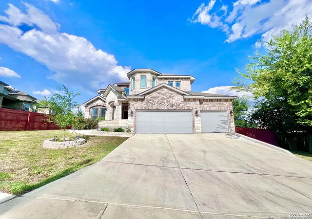 Photo 3 of Sale Pending at 15110 Westface, San Antonio, TX 78233 | MLS# 1908444 | Listing updated on 2025-10-26
