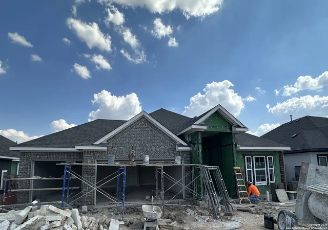 1st image of 301 Sawtooth Oak, Seguin, TX 78155 | MLS# 1908474