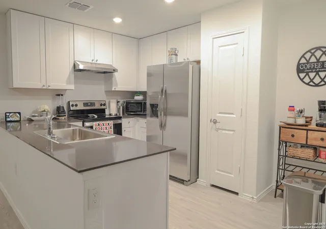 Photo 4 of Single family home for sale at 13302 Turnesa Terrace, San Antonio, TX 78221 | MLS# 1908508 | Listing updated on 2026-04-11