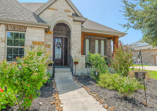 Photo 3 of Single family home for sale at 5919 Dewdrop Ln, Converse, TX 78109 | MLS# 1908526 | Listing updated on 2026-04-03
