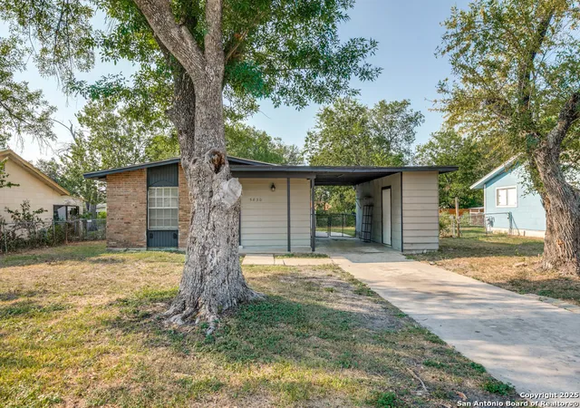 Photo 3 of Single family home for sale at 5830 Castle Yard, San Antonio, TX 78218 | MLS# 1908556 | Listing updated on 2026-08-16