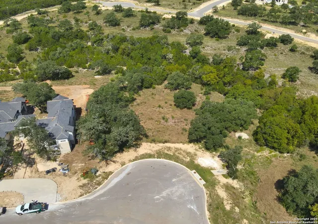 Photo 4 of Sale Pending at 24115 Shelton Spring, San Antonio, TX 78255 | MLS# 1908560 | Listing updated on 2026-04-03