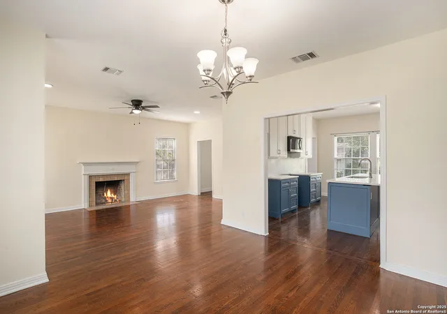 Photo 4 of Sale Pending at 358 Meredith, San Antonio, TX 78228 | MLS# 1908624 | Listing updated on 2025-12-22