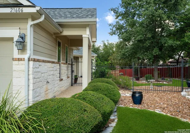 Photo 3 of Sale Pending at 23606 Last, San Antonio, TX 78260 | MLS# 1908635 | Listing updated on 2025-12-08