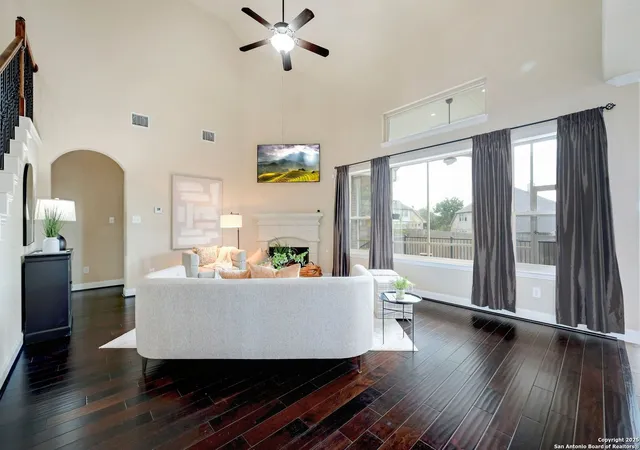 Photo 3 of Sale Pending at 3910 Firebush, San Antonio, TX 78261 | MLS# 1908639 | Listing updated on 2025-10-28