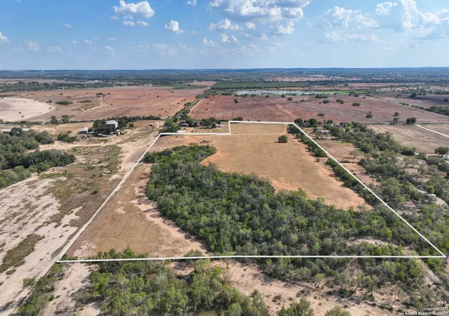 3rd image of 000 Von Ormy Rd, Von Ormy, TX 78073 | MLS# 1908736