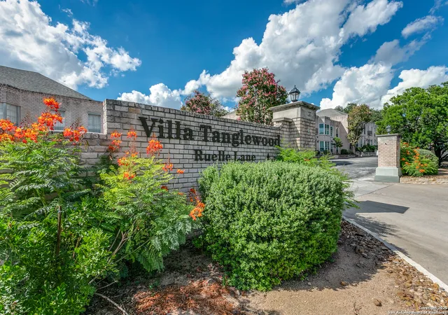 2nd image of 109 Ruelle #109-A, San Antonio, TX 78209 | MLS# 1908737