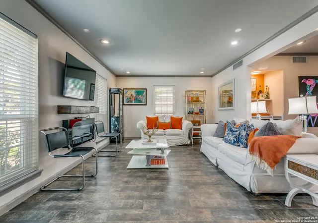 5th image of 109 Ruelle #109-A, San Antonio, TX 78209 | MLS# 1908737