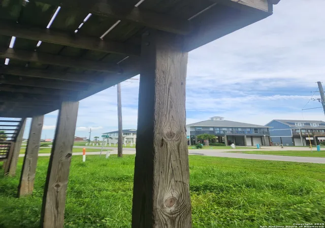 3rd image of 955 Gulf Shores, Port Bolivar, TX 77650 | MLS# 1908745