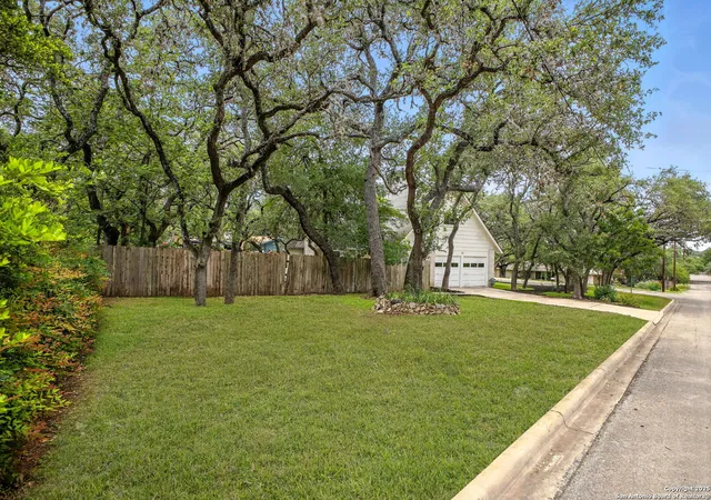 Photo 36 of Sale Pending at 146 Cyn Oaks, San Antonio, TX 78232 | MLS# 1908759 | Listing updated on 2025-10-13