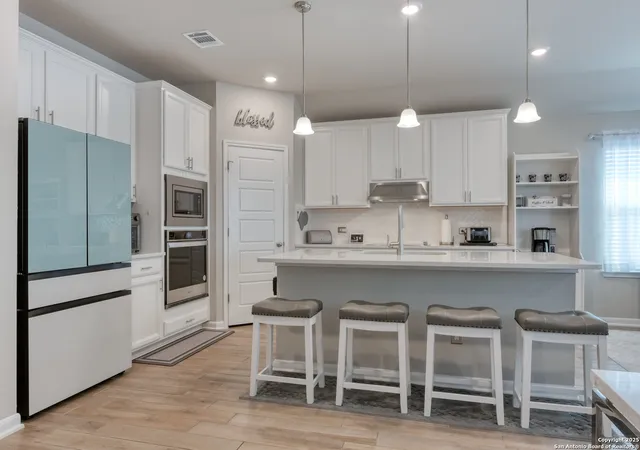 Photo 4 of Sale Pending at 3056 Beringer, Schertz, TX 78154 | MLS# 1908770 | Listing updated on 2026-02-17
