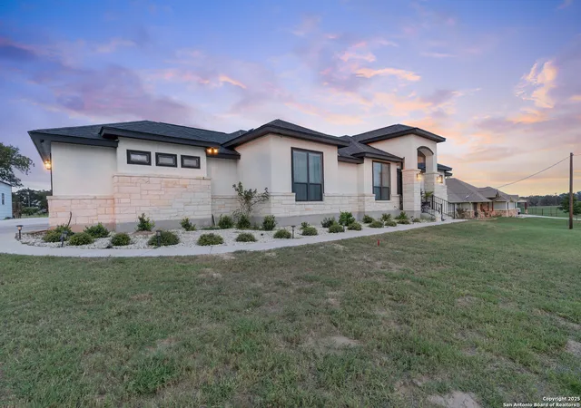 2nd image of 300 Abrego Lake, Floresville, TX 78114 | MLS# 1908802
