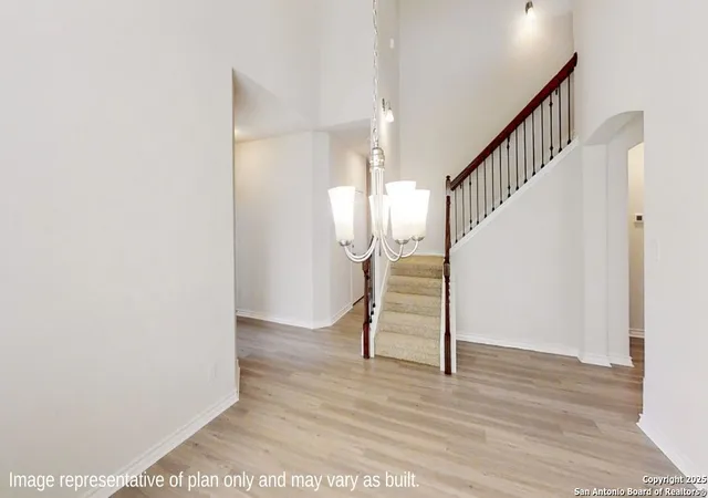 Photo 4 of Sale Pending at 21023 Stonework Spur, San Antonio, TX 78266 | MLS# 1908804 | Listing updated on 2025-11-04