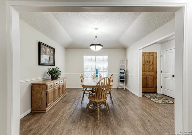 Photo 4 of Sale Pending at 8718 Paisano Pass, San Antonio, TX 78255 | MLS# 1908805 | Listing updated on 2026-01-24