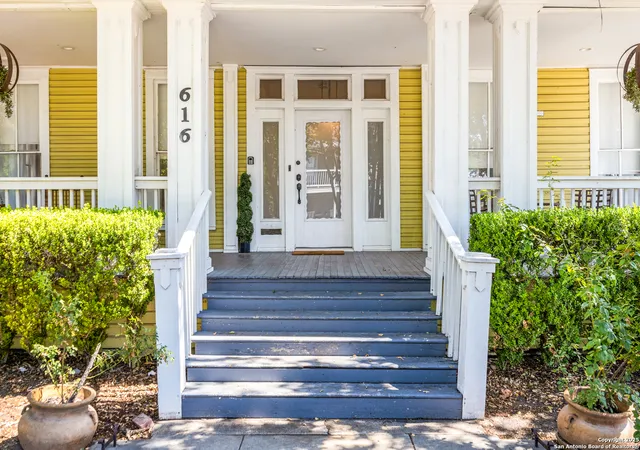 3rd image of 616 Marshall St, San Antonio, TX 78212 | MLS# 1908849