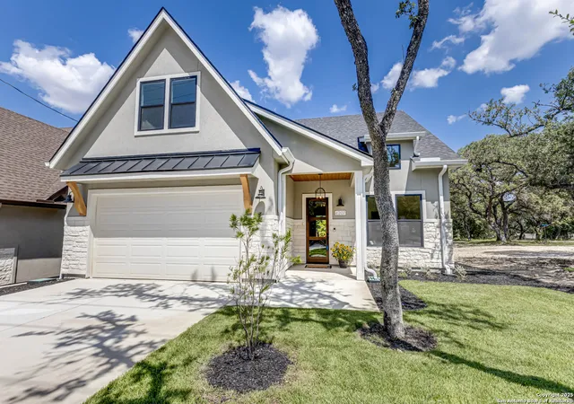 Photo 1 of Sale Pending at 4207 Honeycomb St, San Antonio, TX 78230 | MLS# 1908860 | Listing updated on 2025-11-29