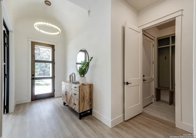 Photo 4 of Sale Pending at 4207 Honeycomb St, San Antonio, TX 78230 | MLS# 1908860 | Listing updated on 2025-11-29