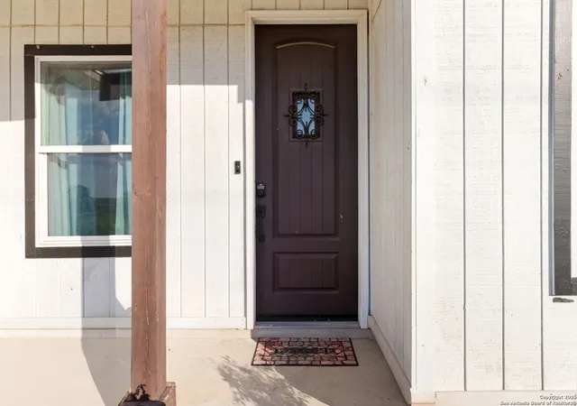 Photo 3 of Sale Pending at 111 Loma Park Rd, Floresville, TX 78114 | MLS# 1908895 | Listing updated on 2025-10-31