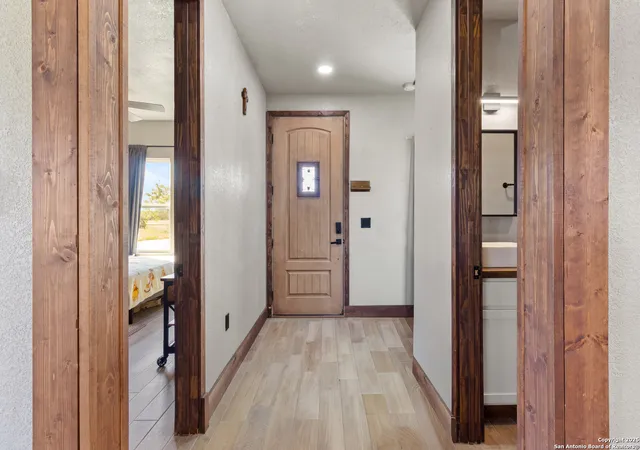 Photo 4 of Sale Pending at 111 Loma Park Rd, Floresville, TX 78114 | MLS# 1908895 | Listing updated on 2025-10-31