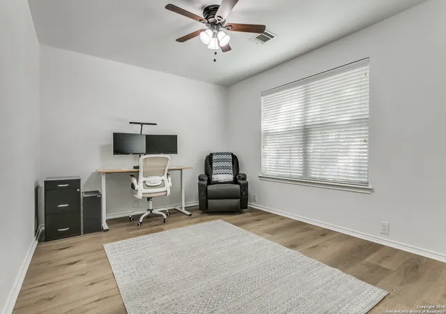 Photo 4 of Sale Pending at 1633 Rolling Brk, Schertz, TX 78154 | MLS# 1908942 | Listing updated on 2025-10-23