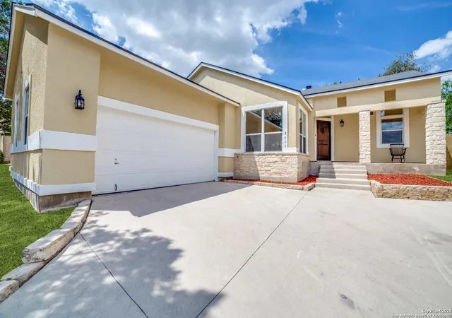 3rd image of 8423 Hera, Universal City, TX 78148 | MLS# 1908957