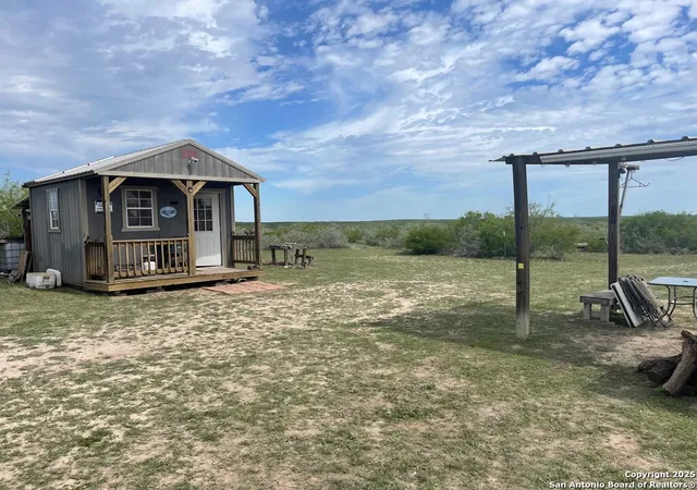 4th image of 197 Live Oak Spur, George West, TX 78022 | MLS# 1909006
