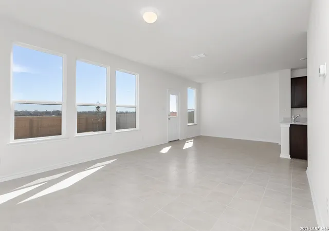 Photo 3 of Sale Pending at 9422 Birch Bark Bnd, San Antonio, TX 78221 | MLS# 1909012 | Listing updated on 2026-04-21